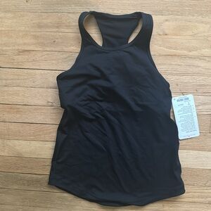 Lululemon athletica Final Lap Tank Size 8 NWT